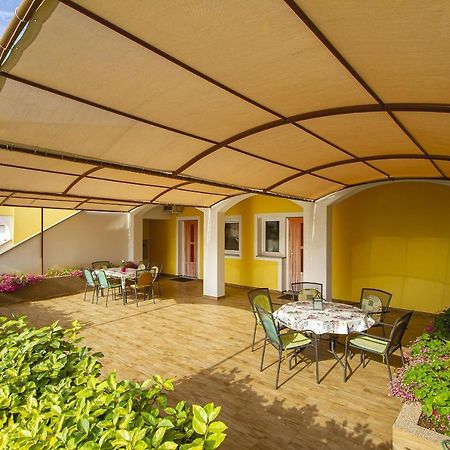 Apartmani Justic Njivice Εξωτερικό φωτογραφία