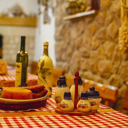 Apartmani Justic Njivice Εξωτερικό φωτογραφία