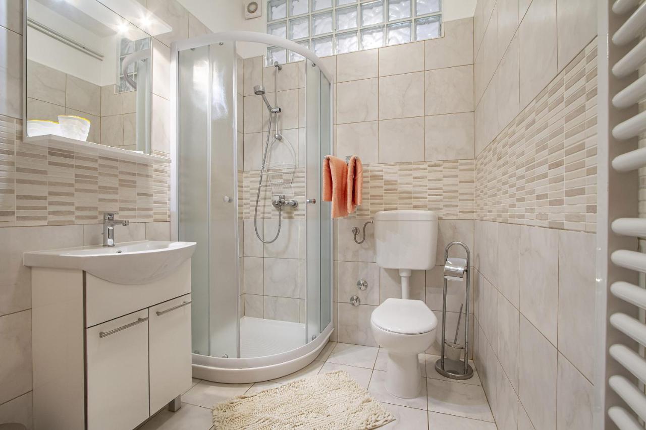 Apartmani Justic Njivice Εξωτερικό φωτογραφία