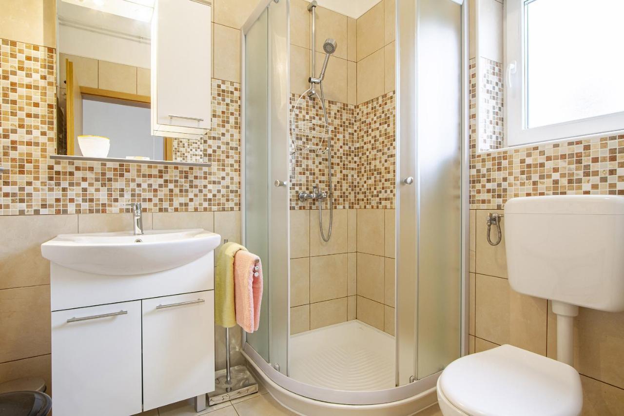 Apartmani Justic Njivice Εξωτερικό φωτογραφία