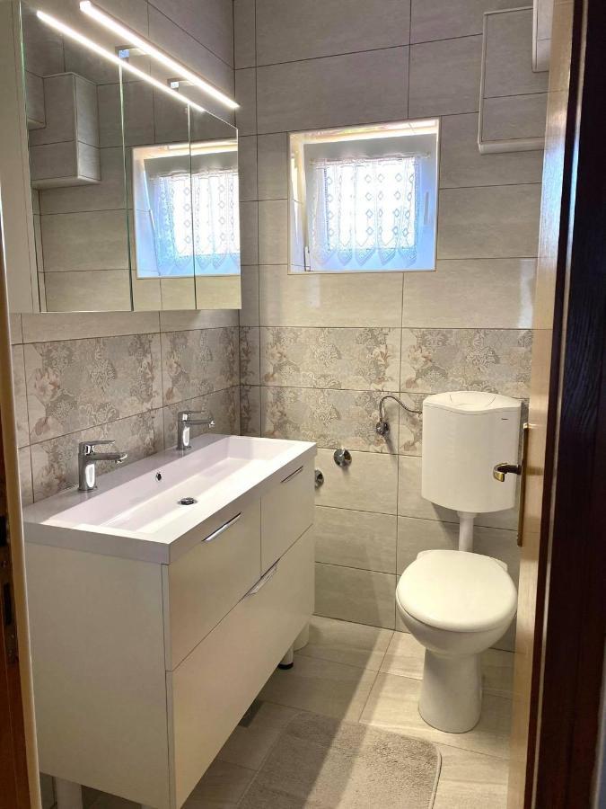Apartmani Justic Njivice Εξωτερικό φωτογραφία