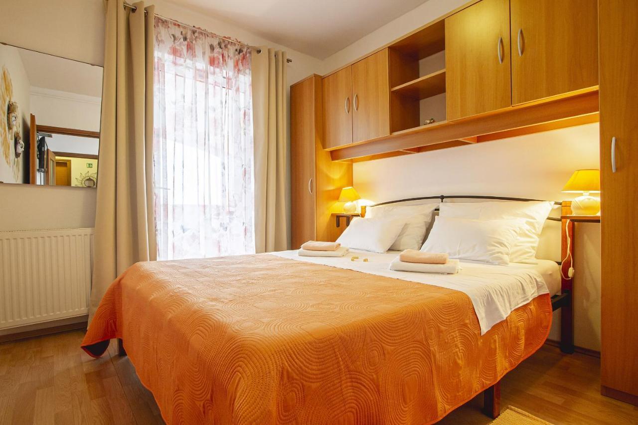 Apartmani Justic Njivice Εξωτερικό φωτογραφία