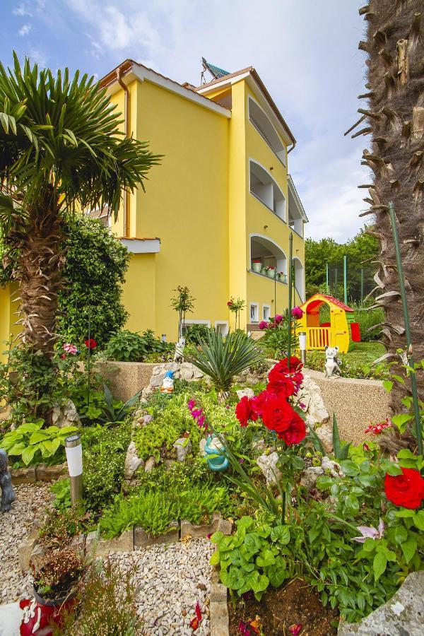 Apartmani Justic Njivice Εξωτερικό φωτογραφία